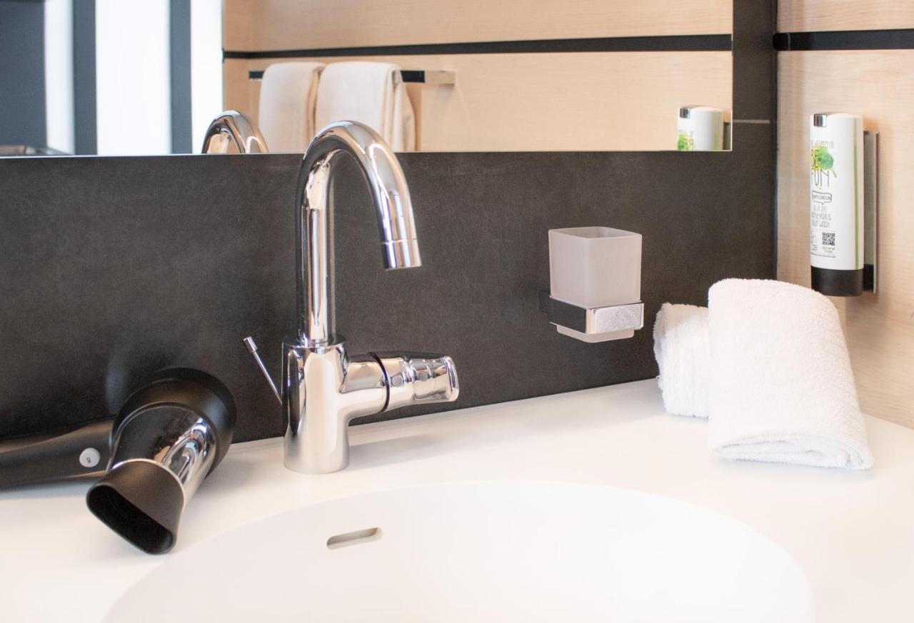 Zor Hotel By Wmm Hotels Zimmern ob Rottweil Bagian luar foto