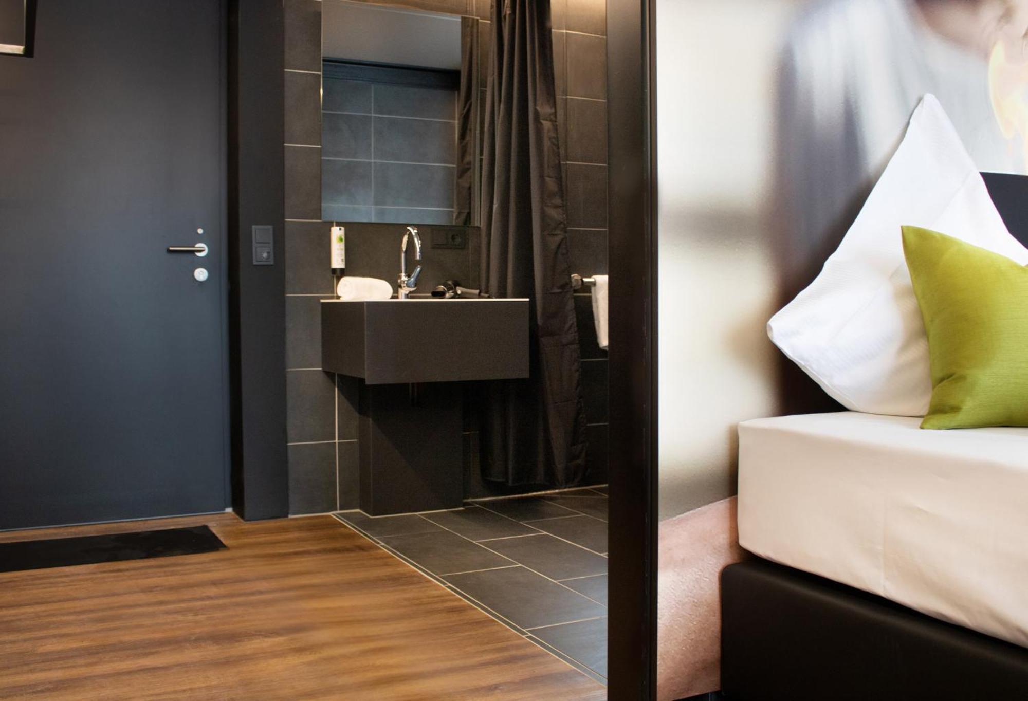 Zor Hotel By Wmm Hotels Zimmern ob Rottweil Bagian luar foto